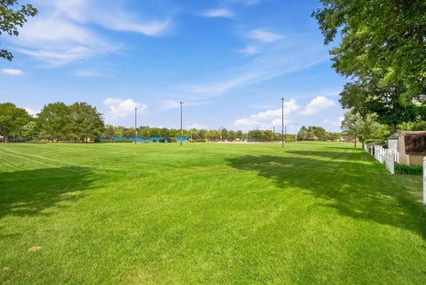 Tiny photo for 1410 E Eton Drive, Arlington Heights, IL 60004 (MLS # 12768602)