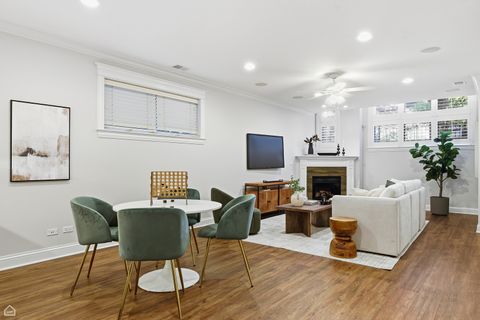 Tiny photo for 2773 N Kenmore Avenue #1, Chicago, IL 60614 (MLS # 12479568)