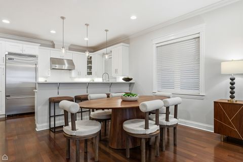 Tiny photo for 2773 N Kenmore Avenue #1, Chicago, IL 60614 (MLS # 12479568)