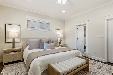 Tiny photo for 2773 N Kenmore Avenue #1, Chicago, IL 60614 (MLS # 12479568)
