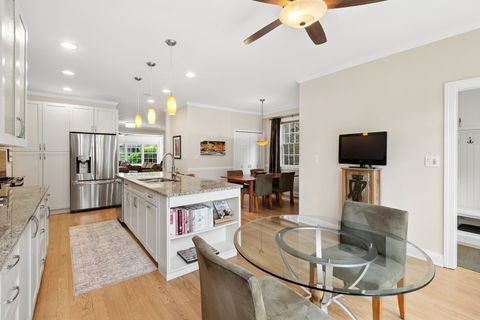 Tiny photo for 1518 W Norwood Street, Chicago, IL 60660 (MLS # 12686784)