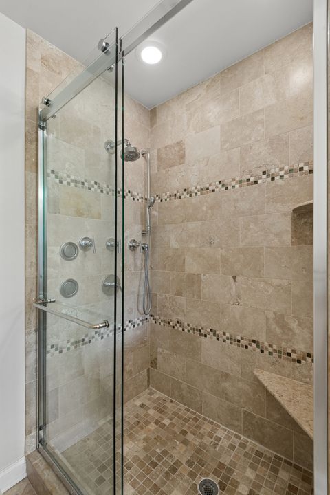Tiny photo for 1518 W Norwood Street, Chicago, IL 60660 (MLS # 12686784)