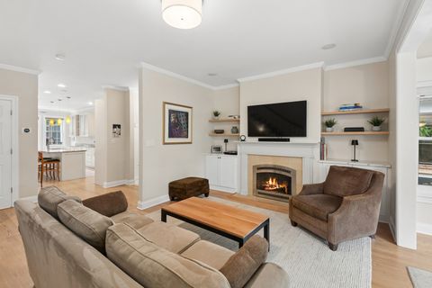 Tiny photo for 1518 W Norwood Street, Chicago, IL 60660 (MLS # 12686784)