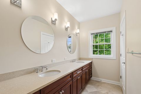 Tiny photo for 1518 W Norwood Street, Chicago, IL 60660 (MLS # 12686784)