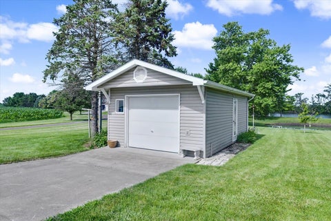 Tiny photo for 101 Lakeview Drive, Gibson City, IL 60936 (MLS # 12690707)