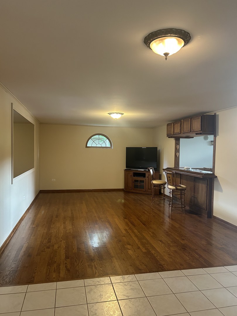 527 Springwood Lane