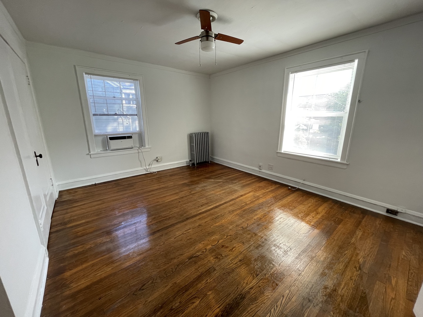 833 Hamlin Street 1C