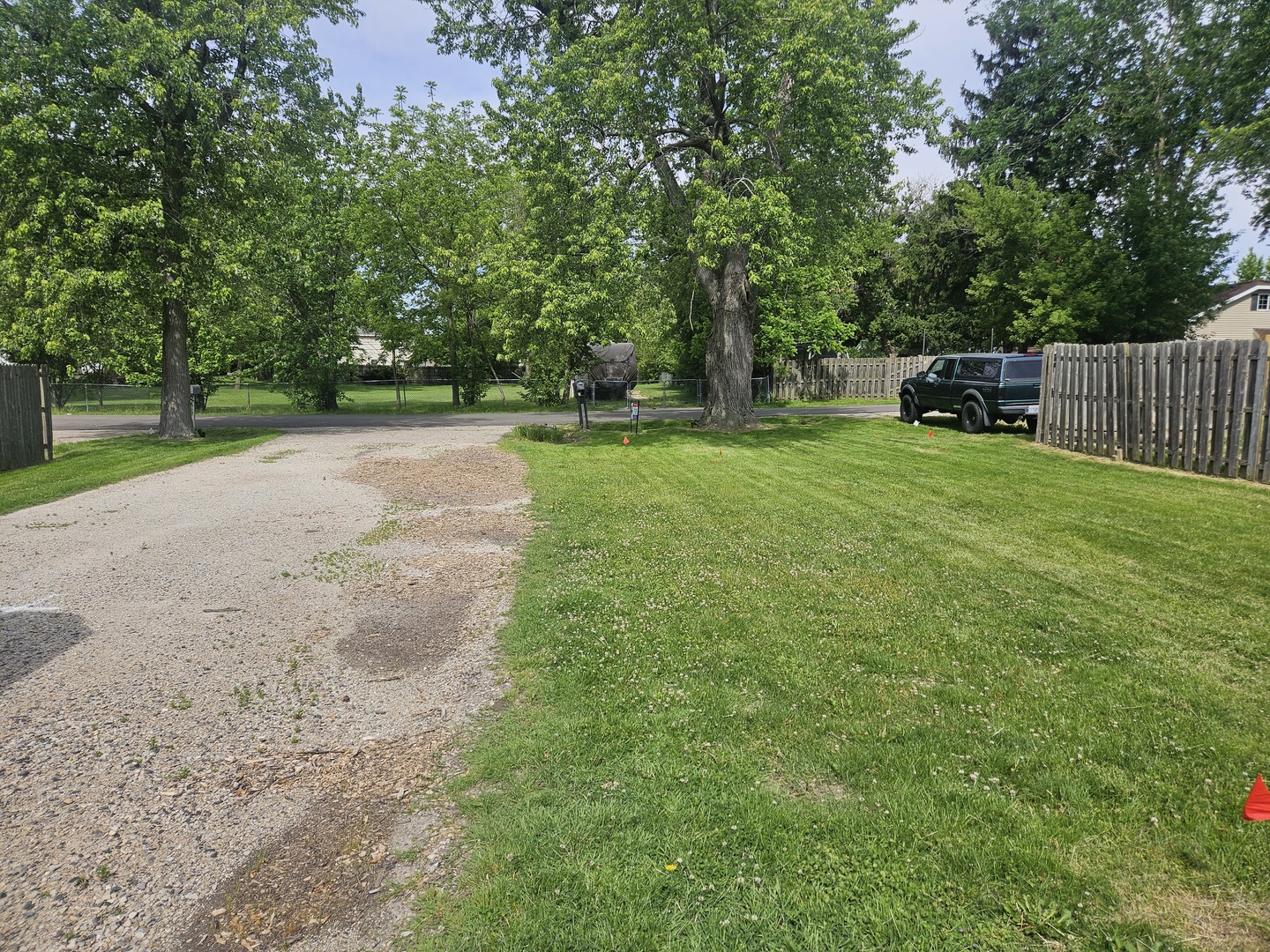 39101 N Walnut Street