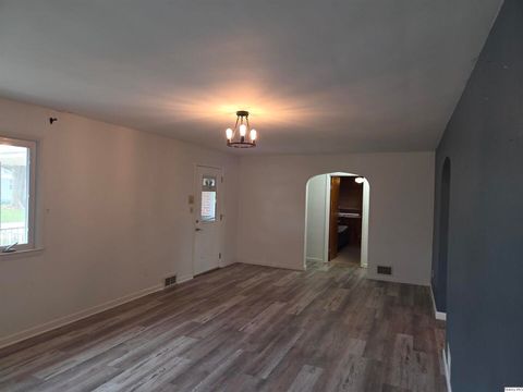 Tiny photo for 3605 Lindell Ave. Ave, Quincy, IL 62305 (MLS # 12611038)