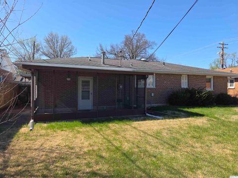 Tiny photo for 3605 Lindell Ave. Ave, Quincy, IL 62305 (MLS # 12611038)