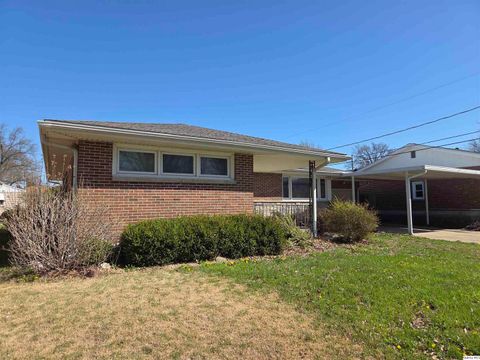 Tiny photo for 3605 Lindell Ave. Ave, Quincy, IL 62305 (MLS # 12611038)
