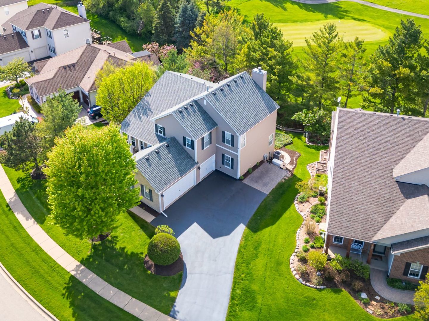 2107 Fairview Lane