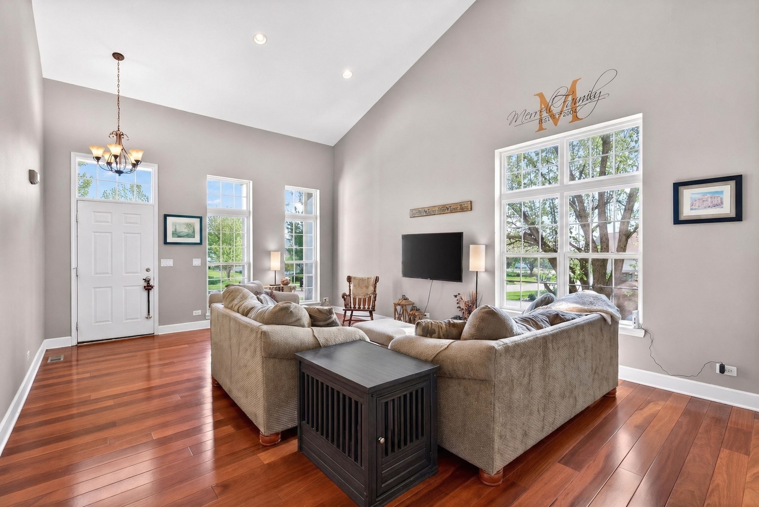 2107 Fairview Lane