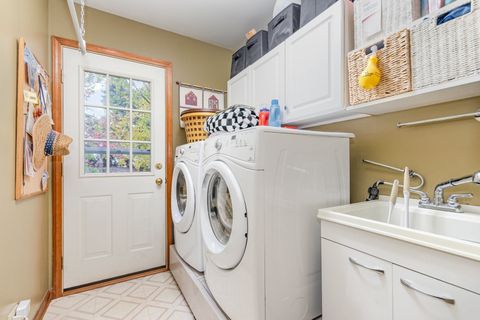 Tiny photo for 3467 Charlemaine Drive, Aurora, IL 60504 (MLS # 12514692)