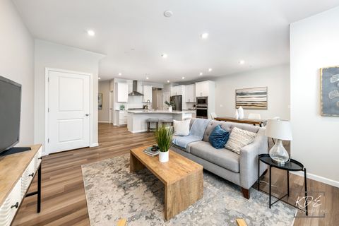 Tiny photo for 2110 Weatherbee Lane, Naperville, IL 60563 (MLS # 12507289)