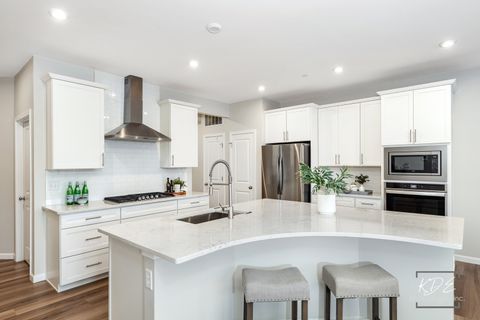 Tiny photo for 2110 Weatherbee Lane, Naperville, IL 60563 (MLS # 12507289)