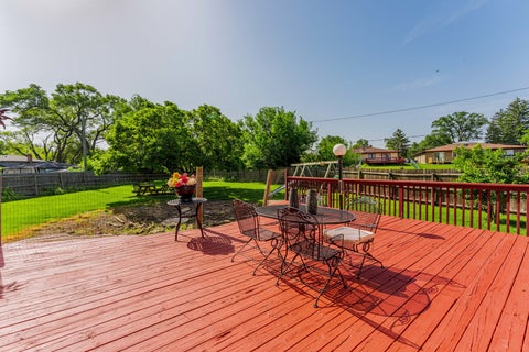 Tiny photo for 433 E Cherry Hill Drive, Addison, IL 60101 (MLS # 12746796)