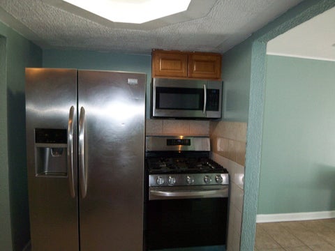 Tiny photo for 2020 Berkshire Circle #H, Carpentersville, IL 60110 (MLS # 12667964)