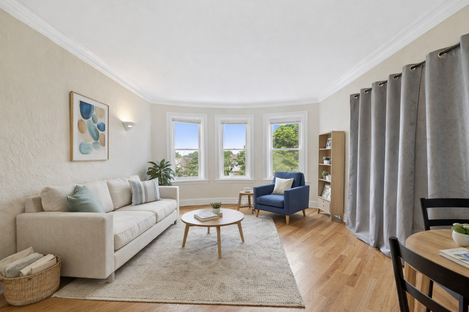 6457 N California Avenue 3