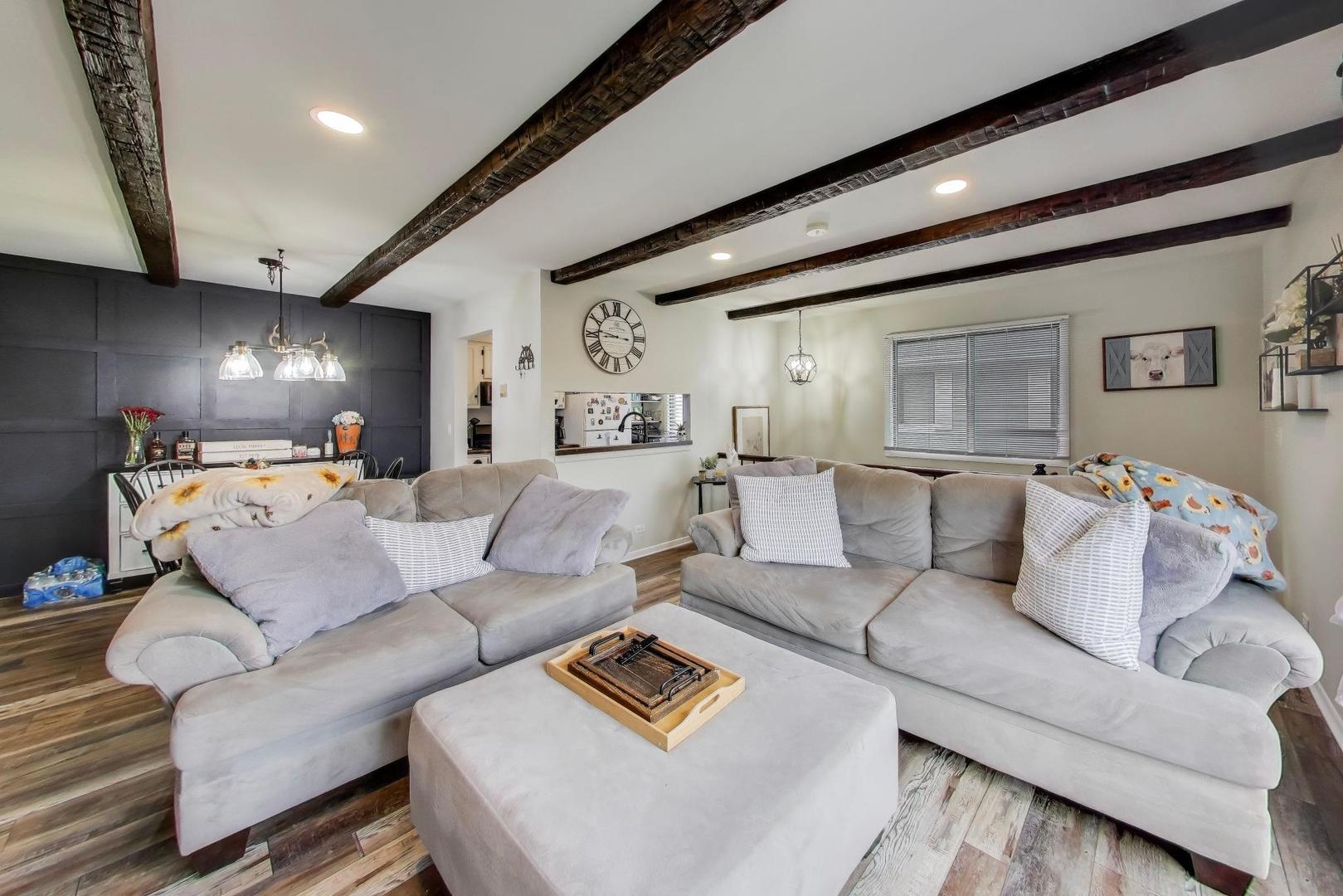 29W532 Winchester Circle 4