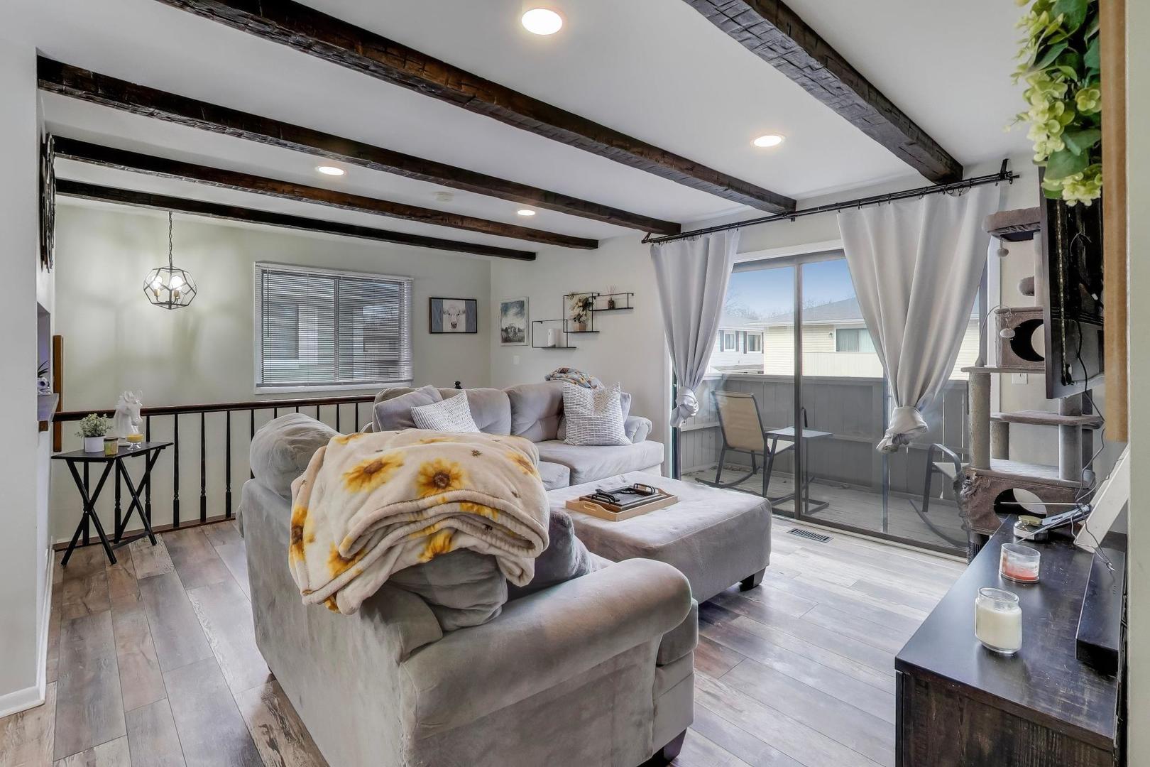 29W532 Winchester Circle 4