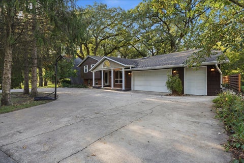 Tiny photo for 26 Timber Ridge Drive, Fairbury, IL 61739 (MLS # 12720232)