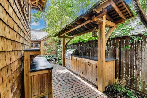 Tiny photo for 3822 N Claremont Avenue, Chicago, IL 60618 (MLS # 12570881)