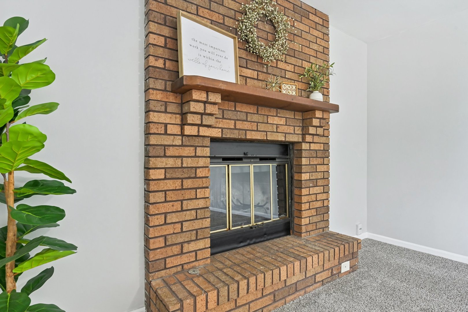 78 N Walnut Lane