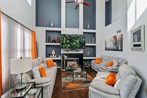 Tiny photo for 737 W St Johns Place, Addison, IL 60101 (MLS # 12612056)