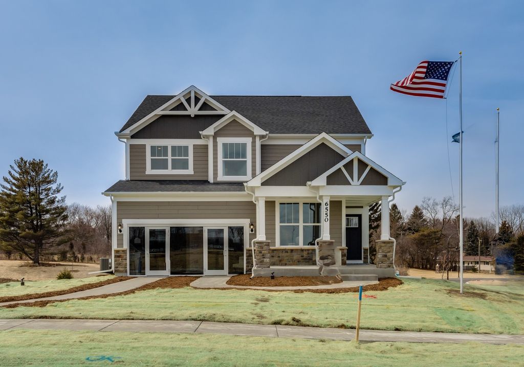 Photo for 143 Furnas Drive, Batavia, IL 60510 (MLS # 12481260)