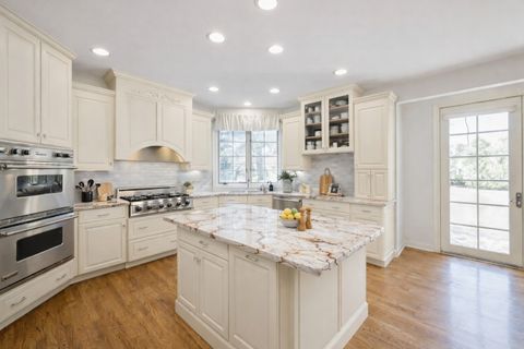 Tiny photo for 6100 Timber Ridge Court, Indian Head Park, IL 60525 (MLS # 12577721)