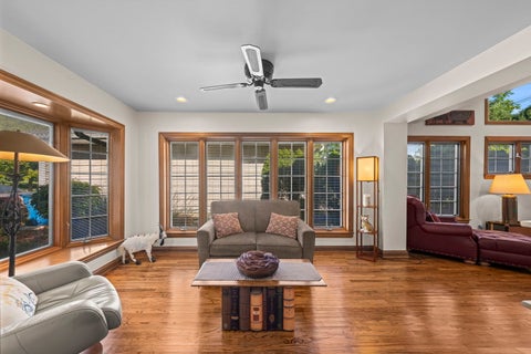Tiny photo for 523 We Go Trail S, Mount Prospect, IL 60056 (MLS # 12770506)