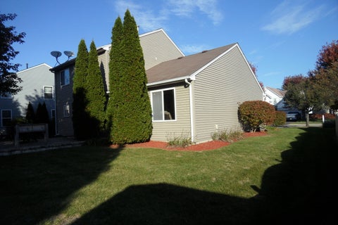 Tiny photo for 1749 Newport Lane, Montgomery, IL 60538 (MLS # 12791660)