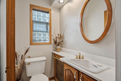 Tiny photo for 204 Parkview Road, Riverside, IL 60546 (MLS # 12628399)