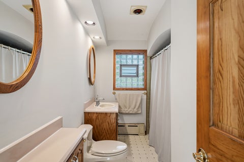Tiny photo for 204 Parkview Road, Riverside, IL 60546 (MLS # 12628399)