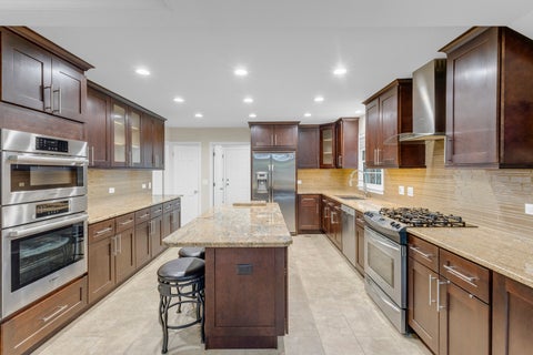 Tiny photo for 1802 S Fernandez Avenue, Arlington Heights, IL 60005 (MLS # 12762688)