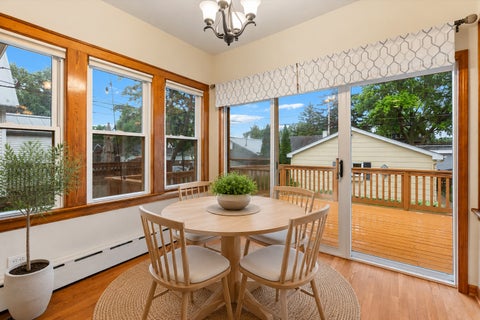 Tiny photo for 1523 Oakwood Avenue, Des Plaines, IL 60016 (MLS # 12671648)