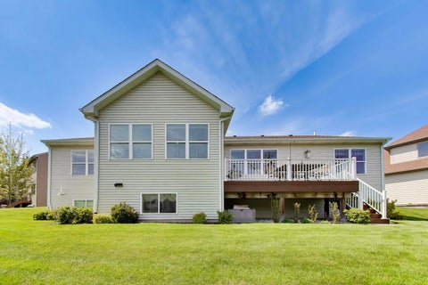 Tiny photo for 1126 Oak Point Court, Antioch, IL 60002 (MLS # 12687716)