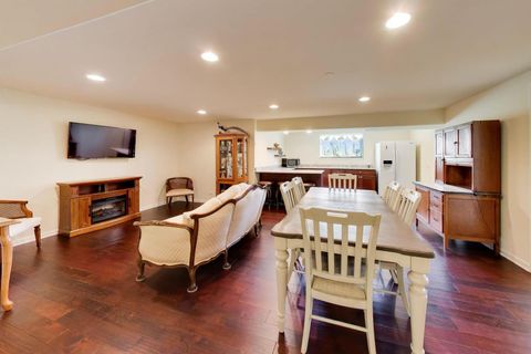 Tiny photo for 1126 Oak Point Court, Antioch, IL 60002 (MLS # 12687716)