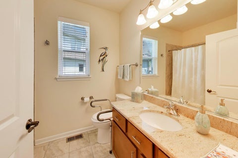 Tiny photo for 1126 Oak Point Court, Antioch, IL 60002 (MLS # 12687716)