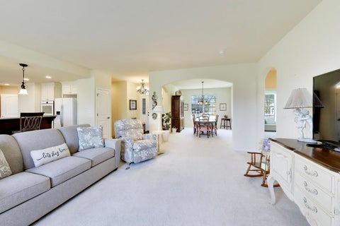 Tiny photo for 1126 Oak Point Court, Antioch, IL 60002 (MLS # 12687716)