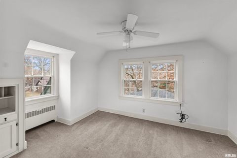 Tiny photo for 2019 11TH Street Place, East Moline, IL 61244 (MLS # QC4269440)