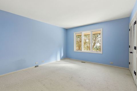 Tiny photo for 901 S Burton Place, Arlington Heights, IL 60005 (MLS # 12567356)