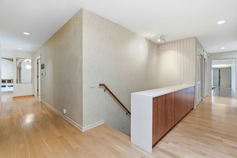 Tiny photo for 901 S Burton Place, Arlington Heights, IL 60005 (MLS # 12567356)