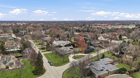 Tiny photo for 901 S Burton Place, Arlington Heights, IL 60005 (MLS # 12567356)