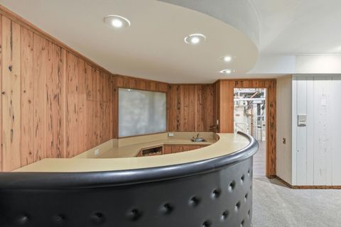 Tiny photo for 901 S Burton Place, Arlington Heights, IL 60005 (MLS # 12567356)