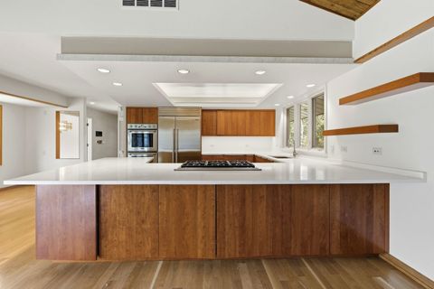 Tiny photo for 901 S Burton Place, Arlington Heights, IL 60005 (MLS # 12567356)