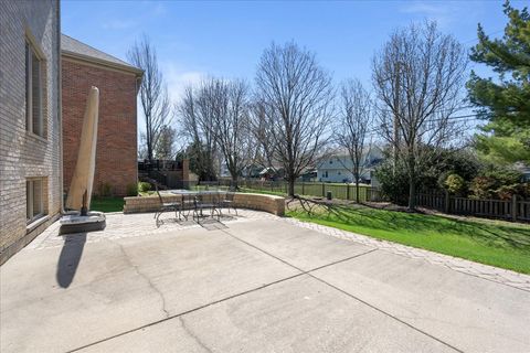 Tiny photo for 1928 N Ridge Avenue, Arlington Heights, IL 60004 (MLS # 12597594)