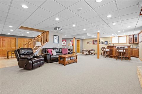Tiny photo for 1928 N Ridge Avenue, Arlington Heights, IL 60004 (MLS # 12597594)
