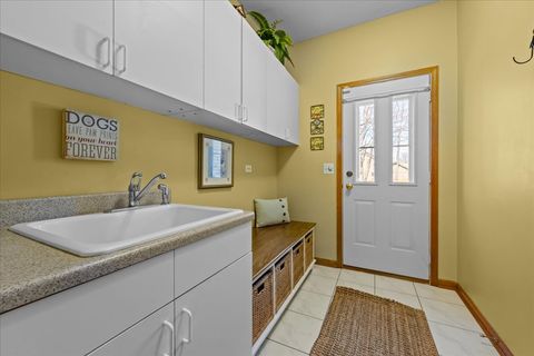 Tiny photo for 1928 N Ridge Avenue, Arlington Heights, IL 60004 (MLS # 12597594)